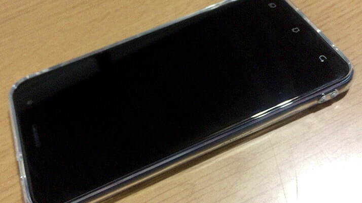 ZenFone 3用の透明ハイブリッドケース｜見た目を損なわずしっかりガード（ray-out）